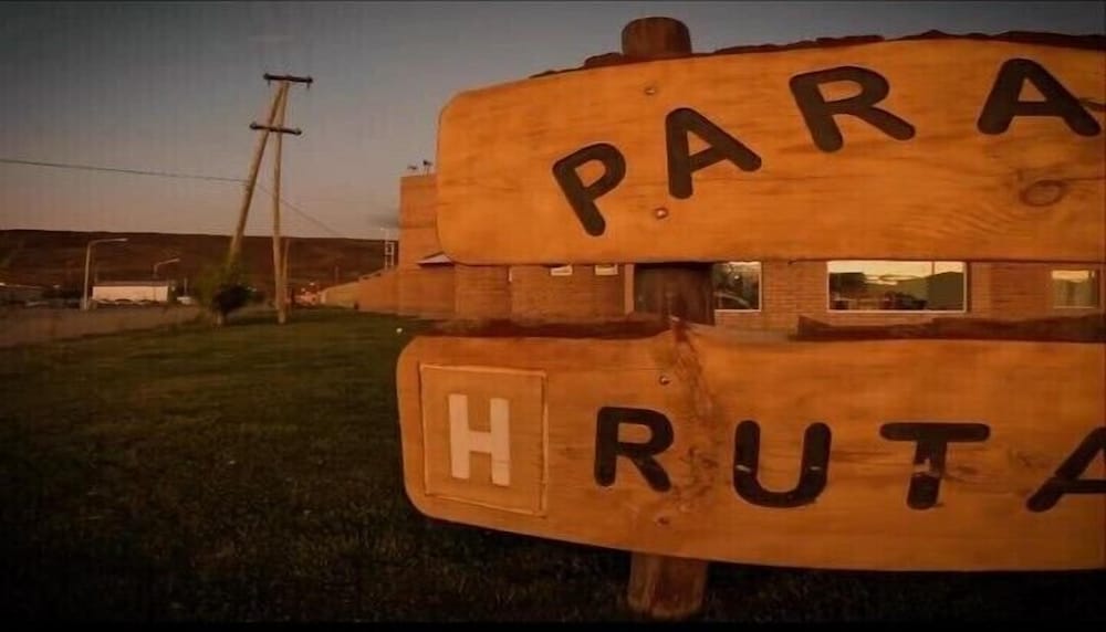 Parador Ruta 40 2/50