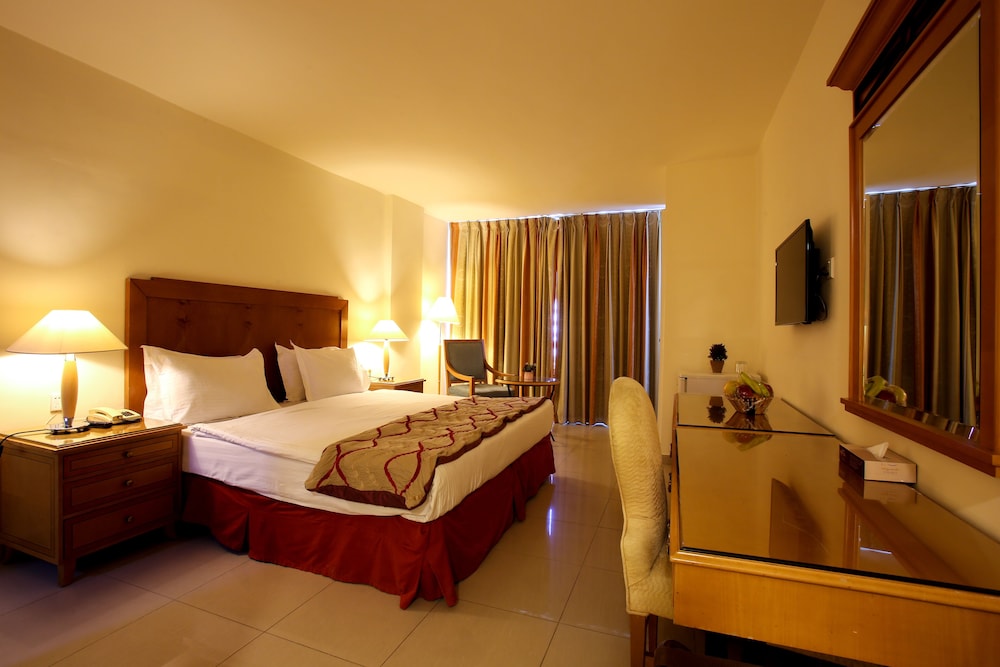 MINA HOTEL 19/65