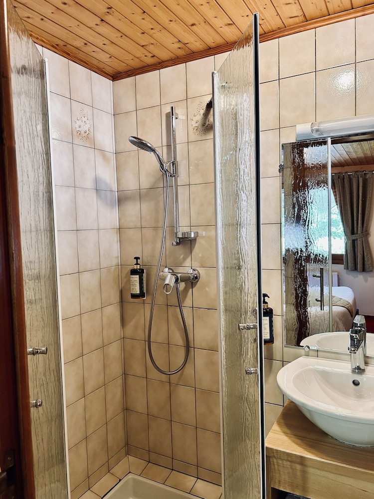 Hotel Les Prodains 46/50