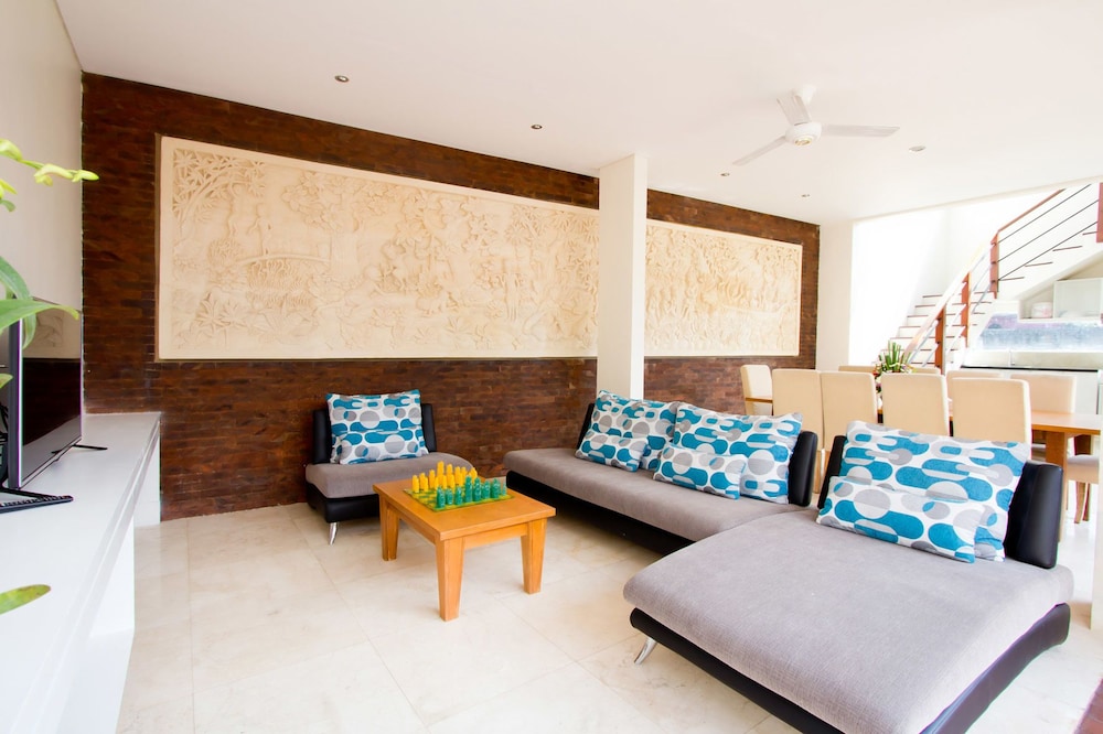 Apple Villa And Apartment 30/50