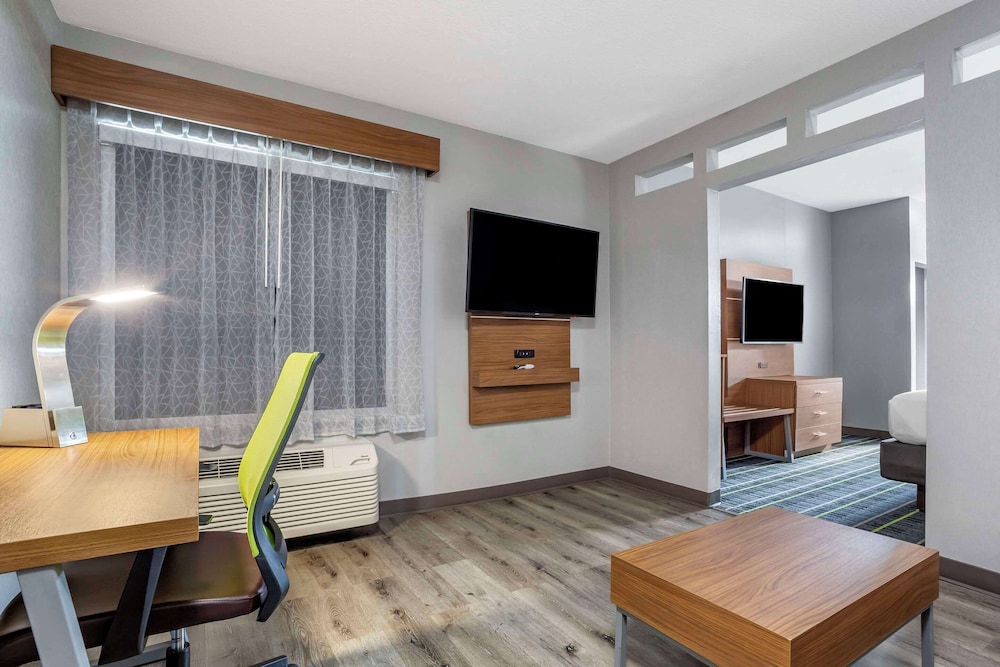 Quality Inn & Suites Livermore Wine Country 25/36