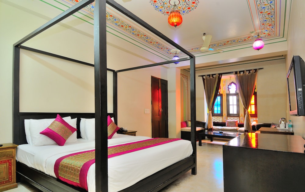 Jyoti Mahal A Royal Heritage Hotel 15/50