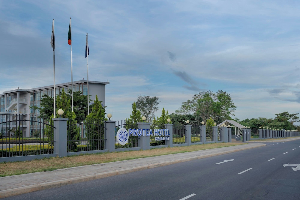 Protea Hotel by Marriott Lusaka International Airport 40/50