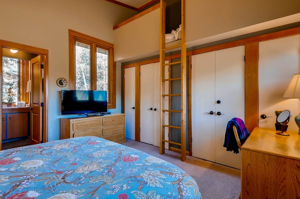Aspen Ridge Condominiums By Keystone Resort 30/65
