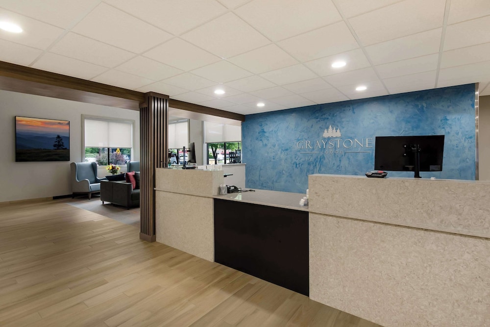 Graystone Lodge, an Ascend Collection Hotel 7/50
