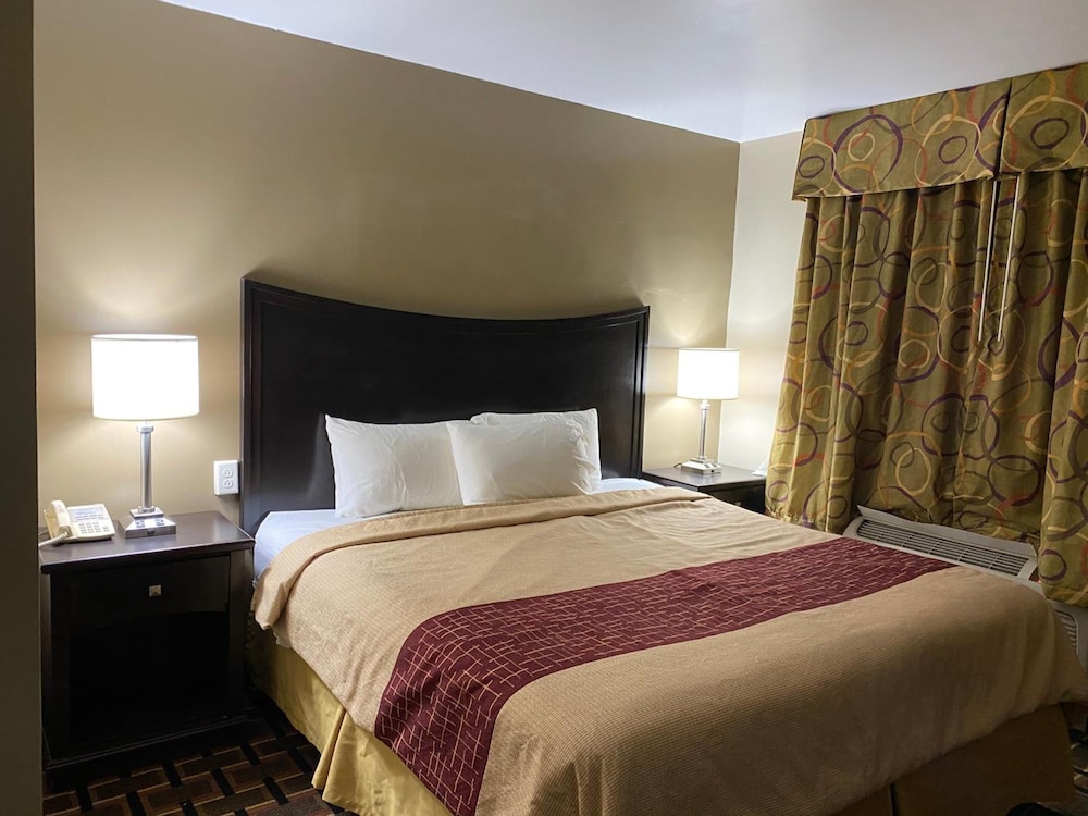 Executive Inn Chillicothe (ex Rodeway Inn) 6/25