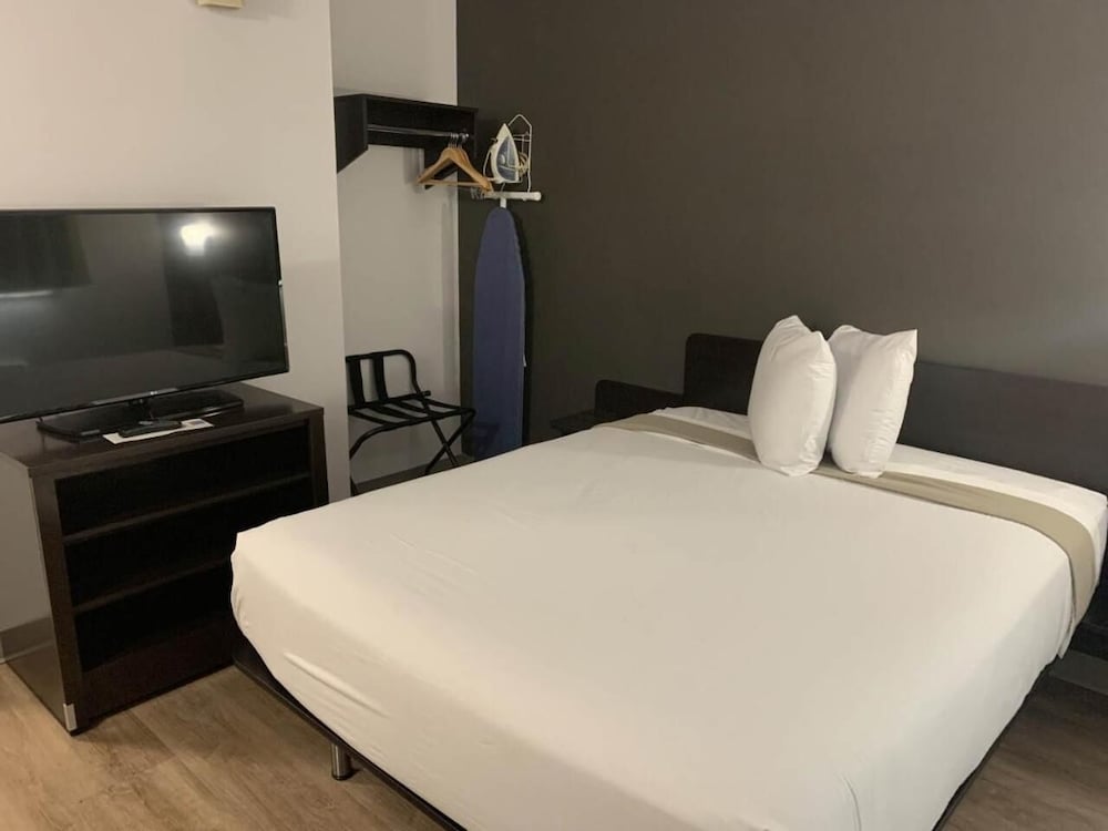 Studio 6 Extended Stay - Hampton, VA - Langley AFB Area 14/35