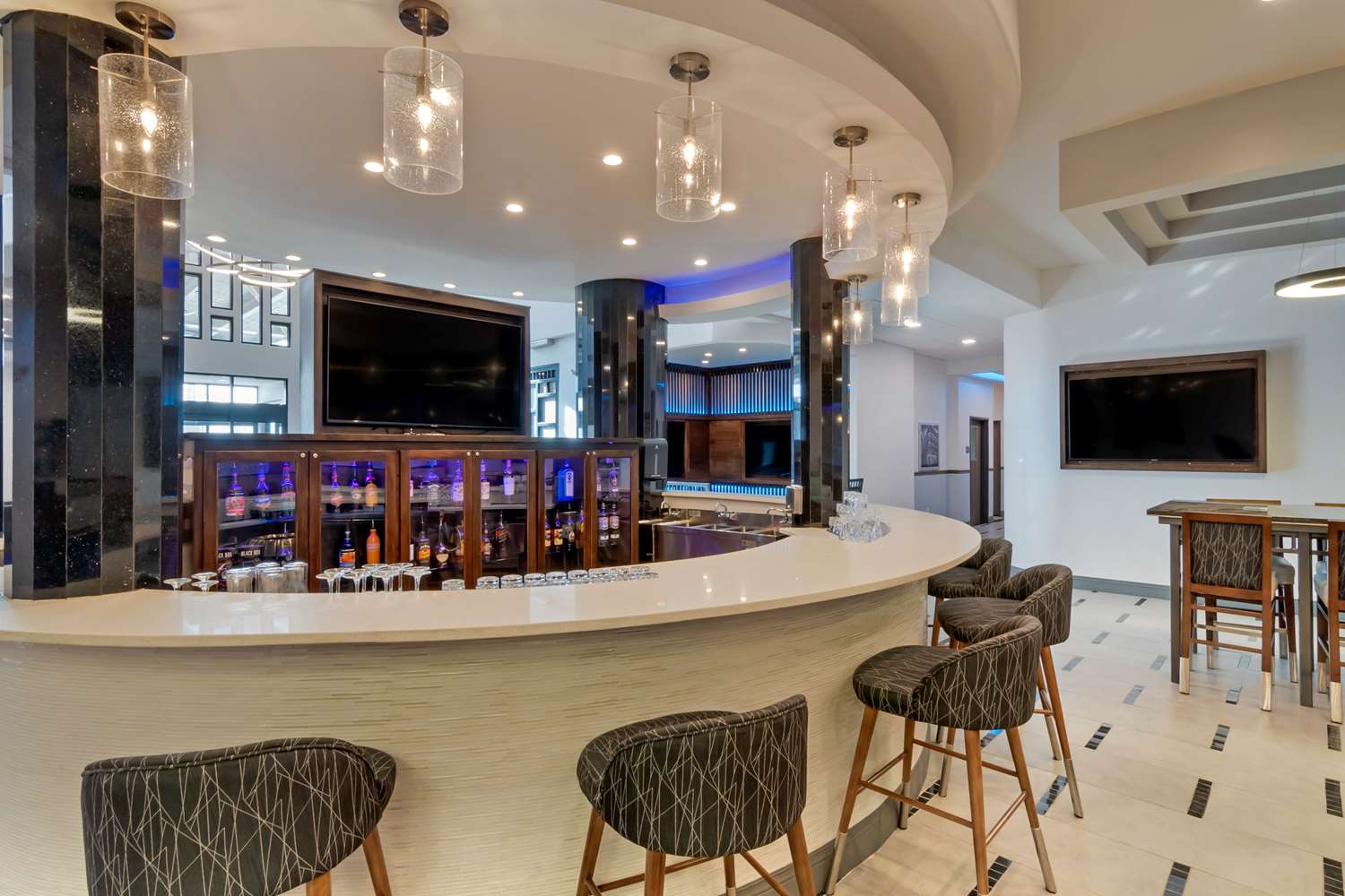 Best Western Premier Liberty Inn & Suites 47/48