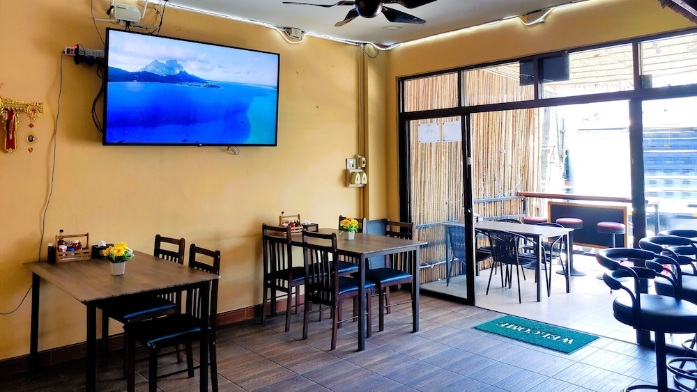 Lucky Patong Hotel 35/50