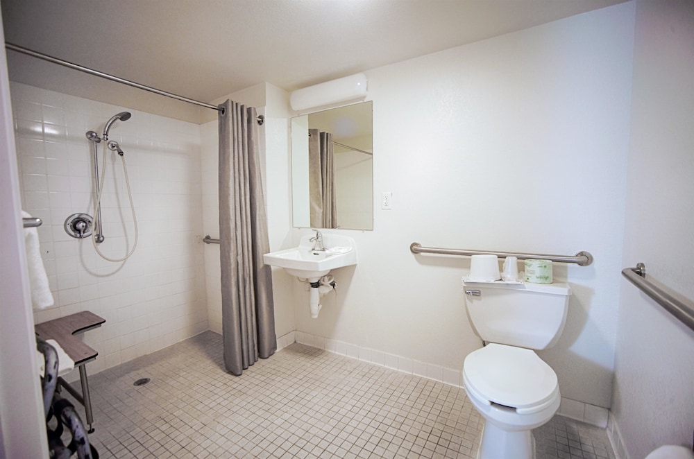 Motel6 Albany, NY 30/60