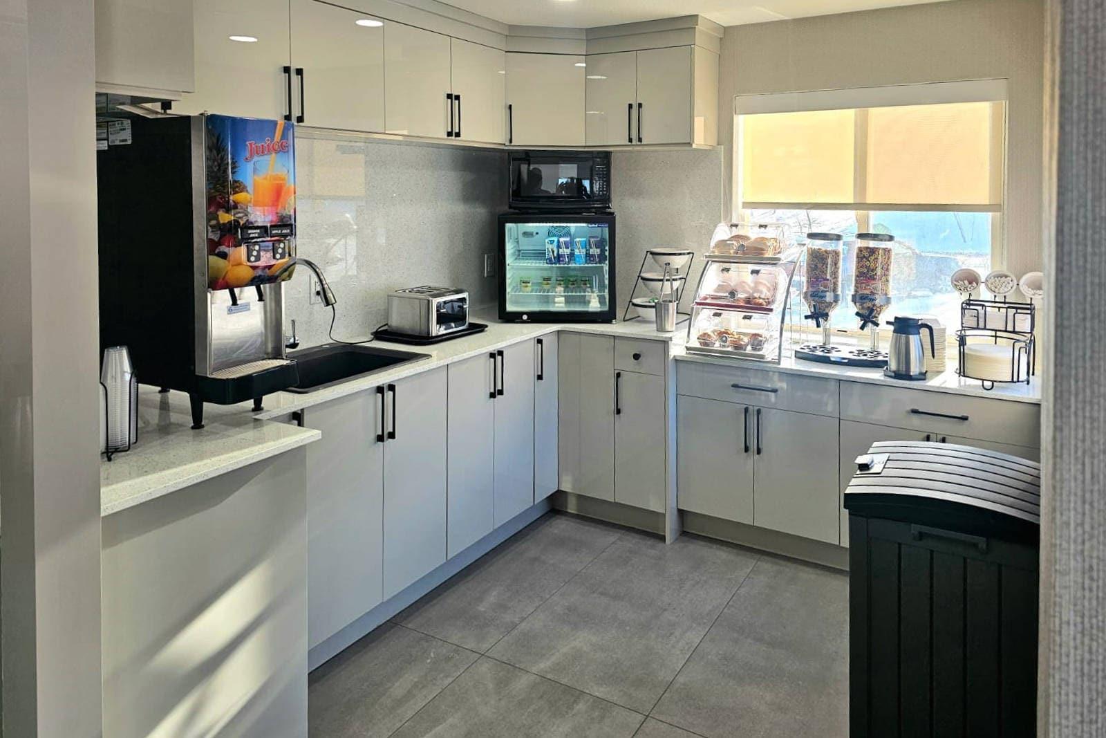 Rodeway Inn & Suites Kamloops 13/13