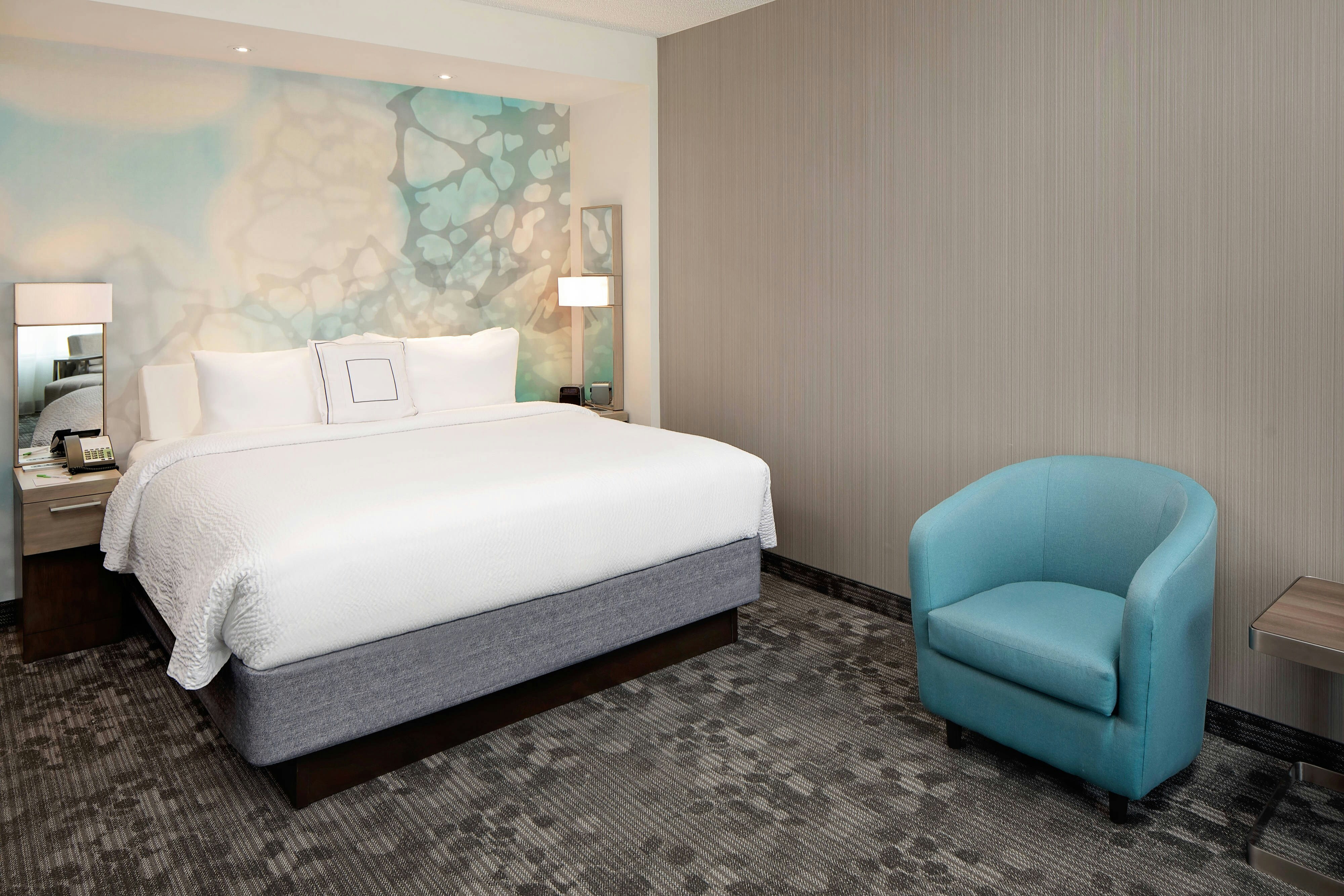 Courtyard By Marriott Dallas Downtown Reunion District 8/45