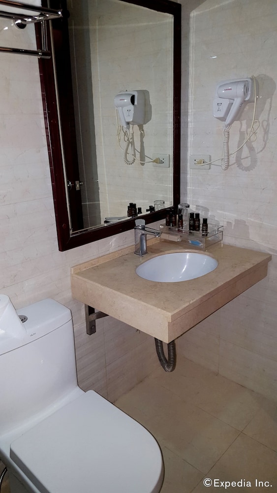 Palawan Uno Hotel 47/50