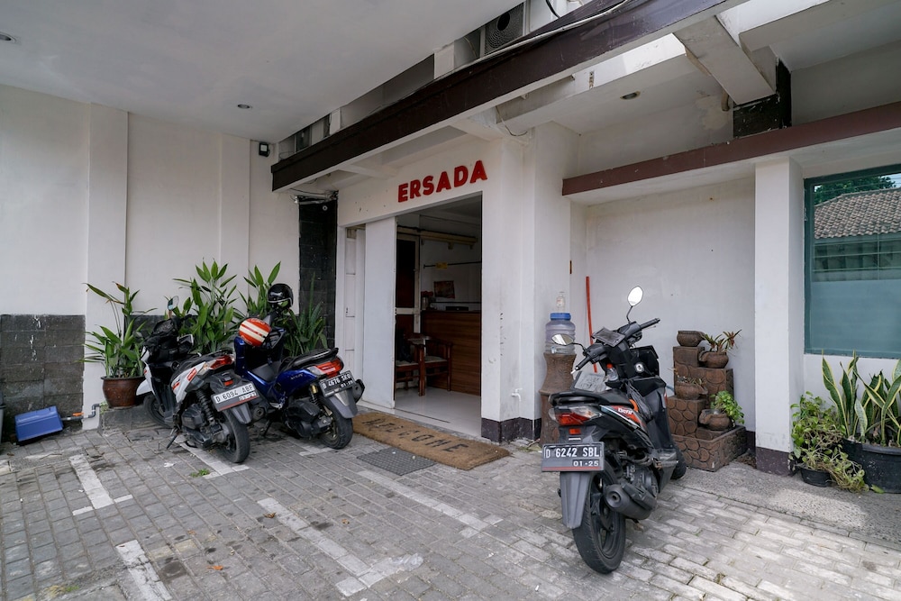 Reddoorz Near Braga Street 35/39