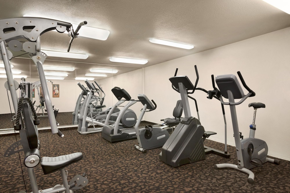 Travelodge By Wyndham Pecos 18/23