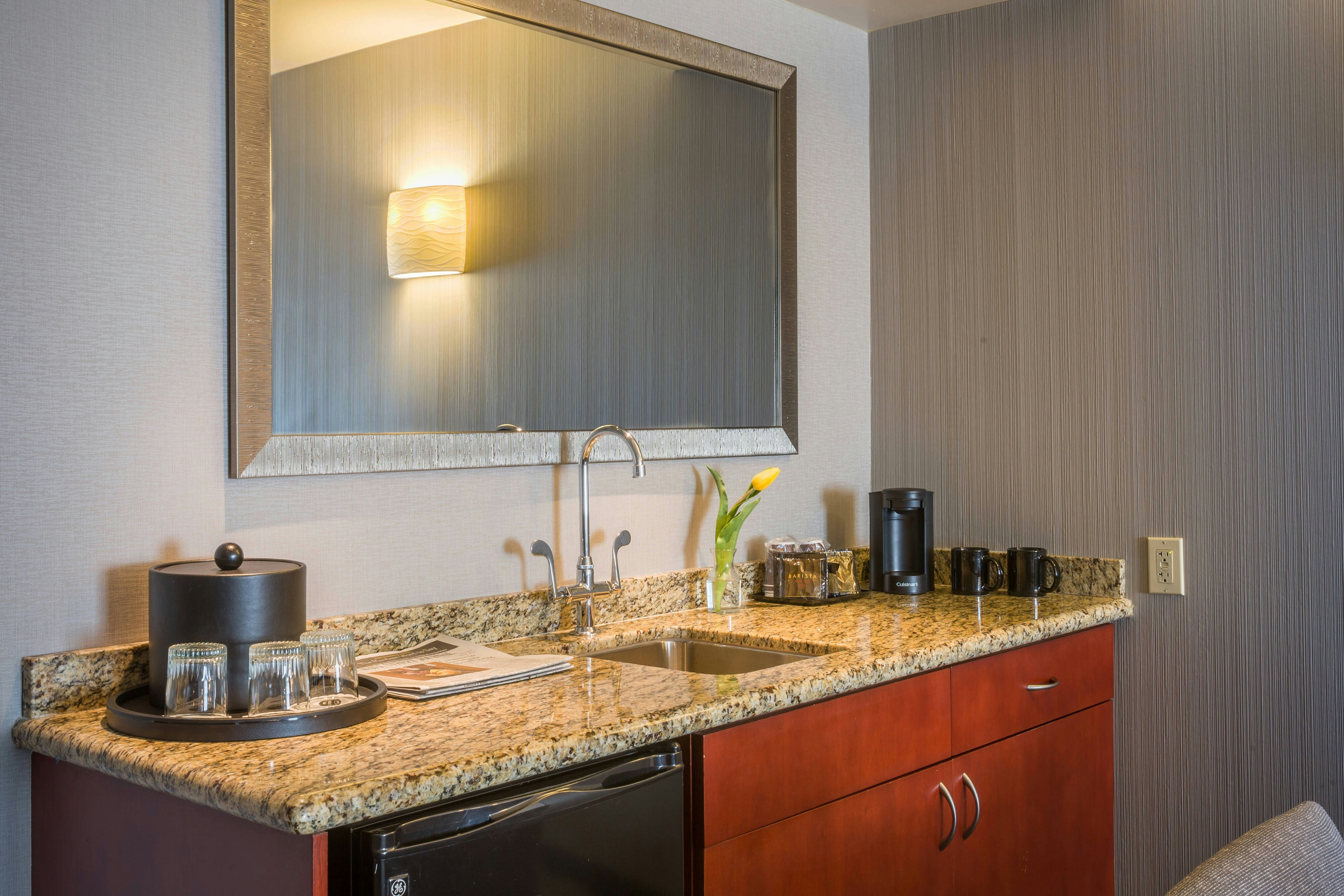 Lobby at Courtyard By Marriott Culver City Los Angeles, CULVER CITY - CA