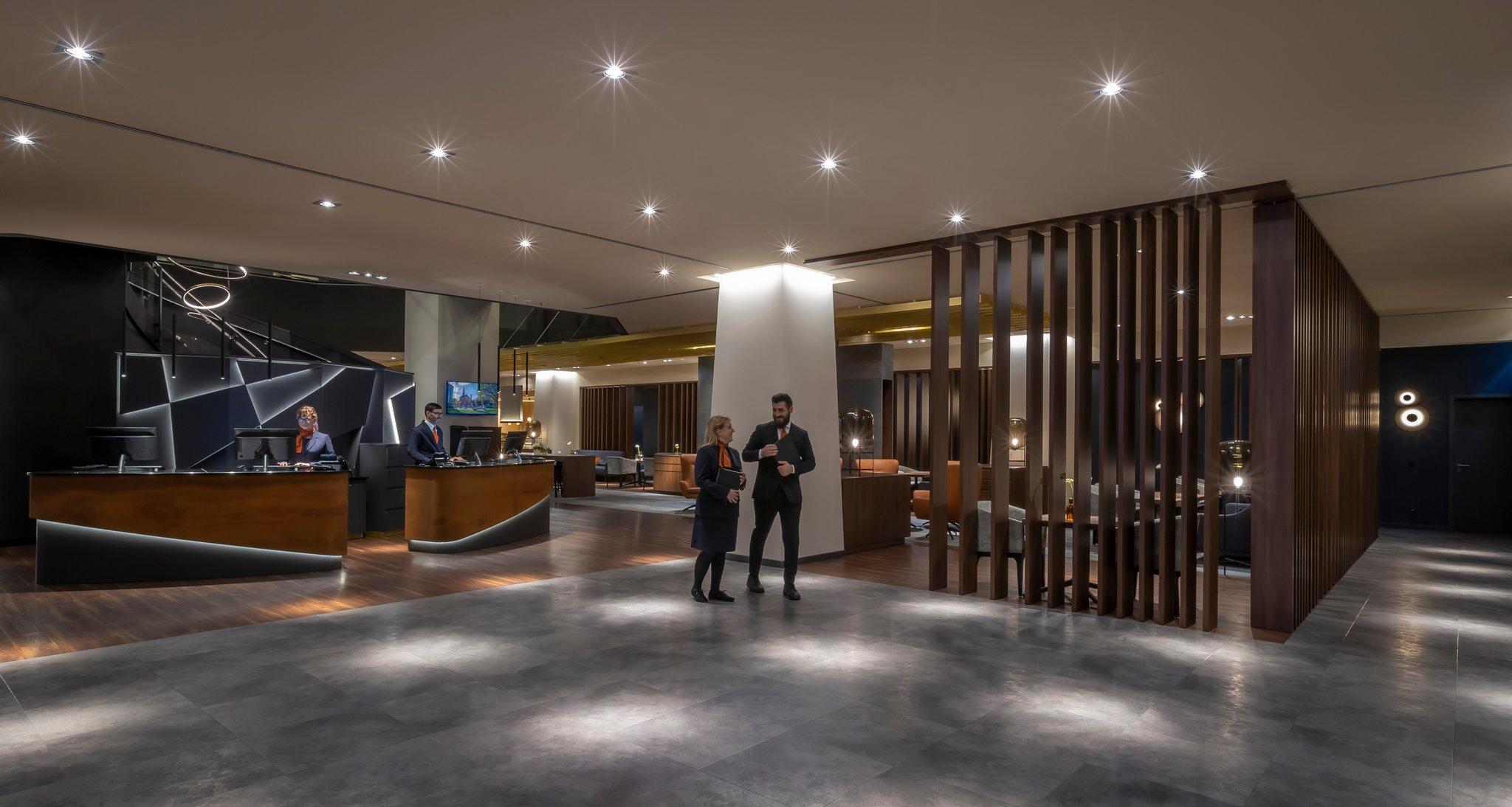 Lobby at Clayton Hotel Dusseldorf City Centre, DUSSELDORF
