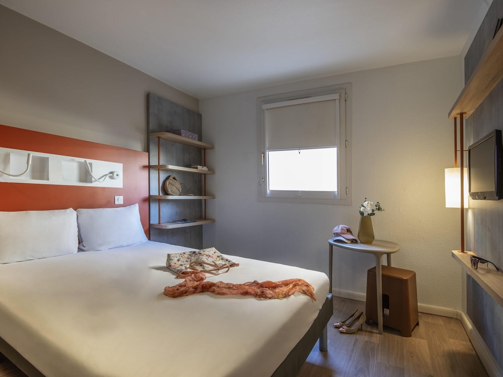 IBIS BUDGET NICE CALIFORNIE LENVAL 35/78