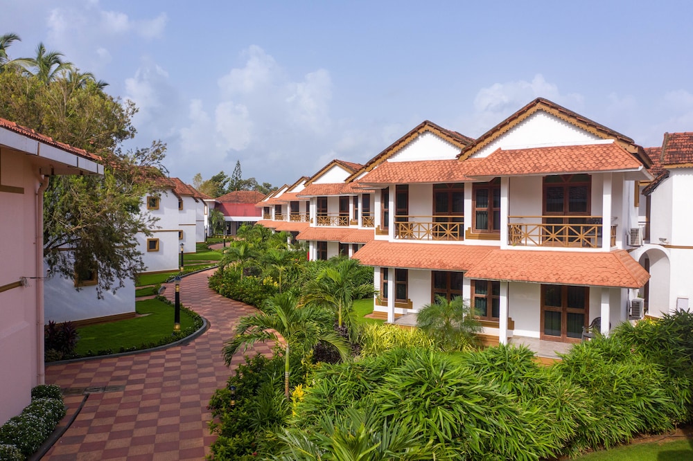 Nanu Beach Resort and Spa 4/50