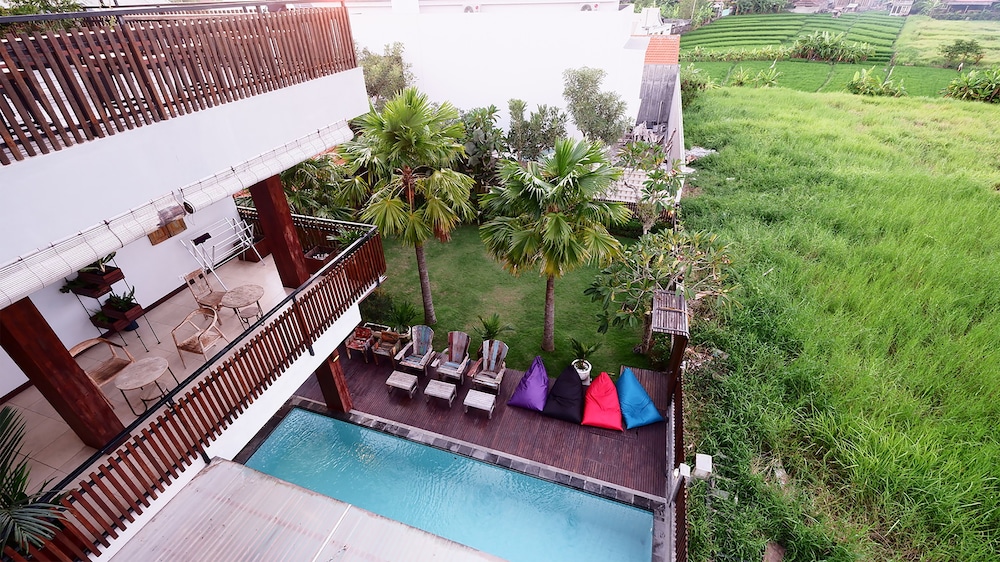 The Paving Villa 3/51
