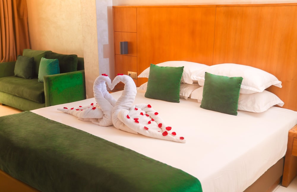 جناح جونيور بسرير كوين وسريرين منفصلين، Argana Hotel 5/10