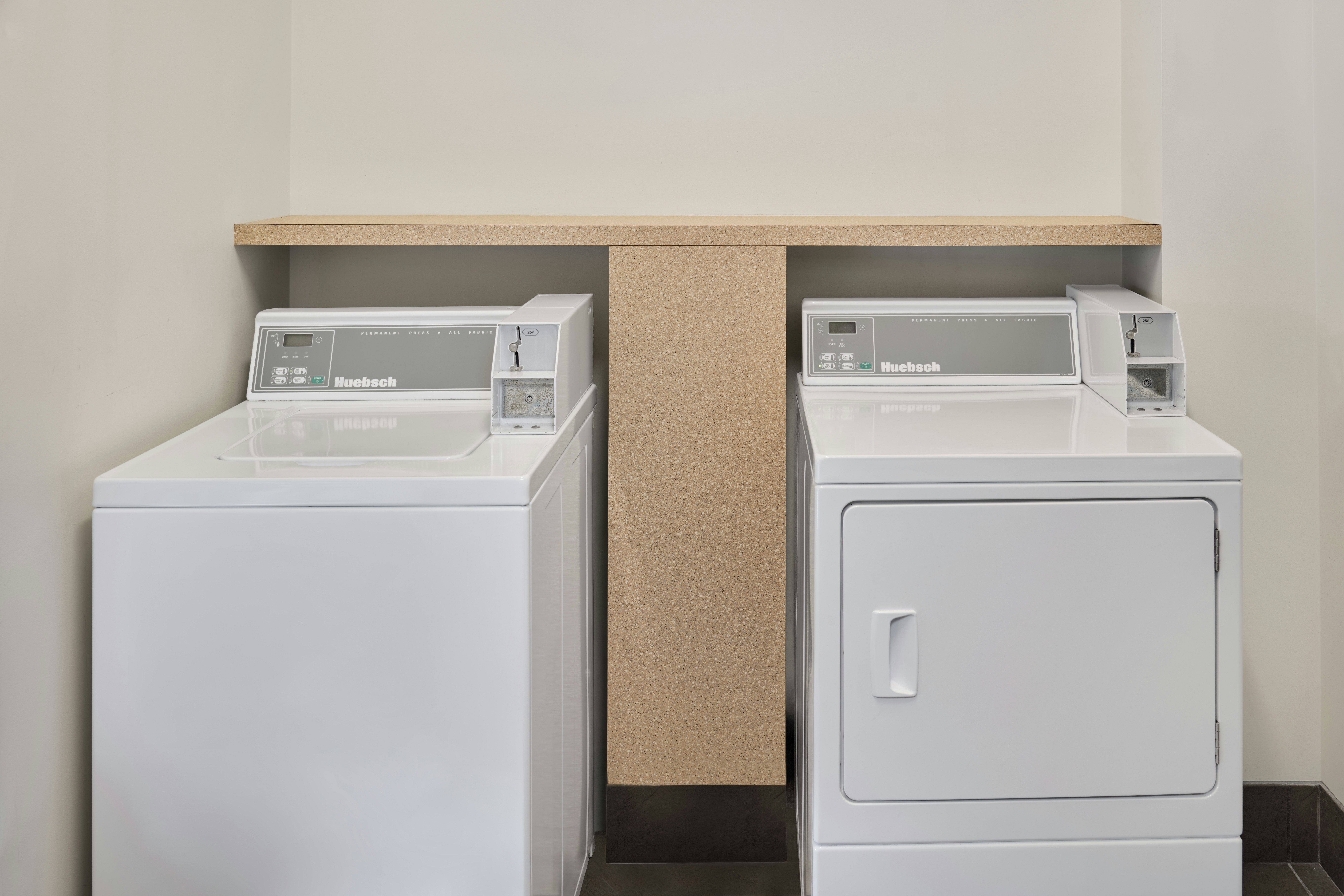 Hilton Garden Inn Detroit Troy 79/79