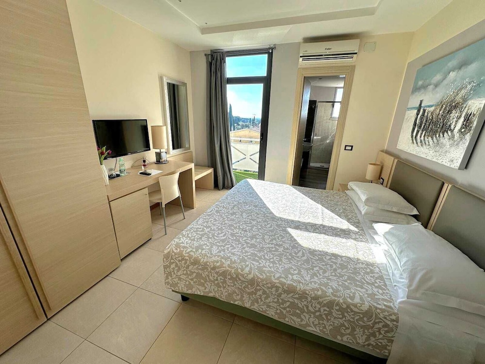Domus Park Hotel 23/68