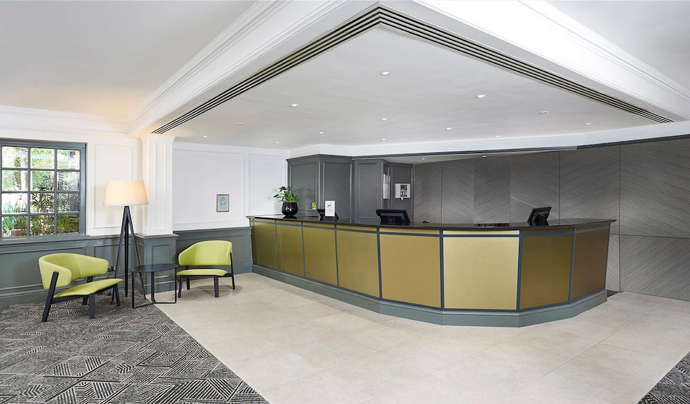 DOUBLETREE BY HILTON SOUTHAMPTON 7/93