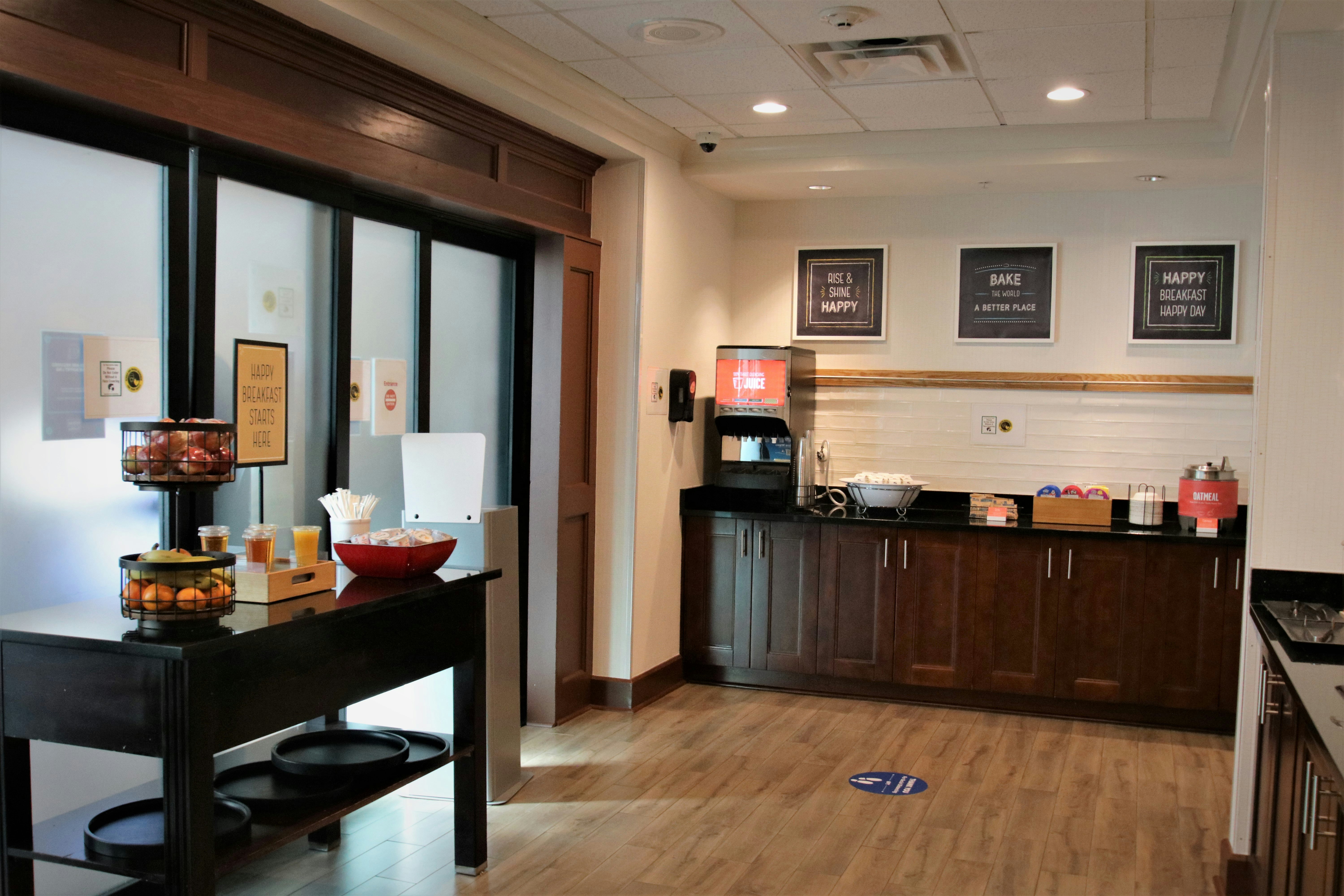 Hampton Inn & Suites Jacksonville - Beach Boulevard/Mayo Clinic Area 6/54