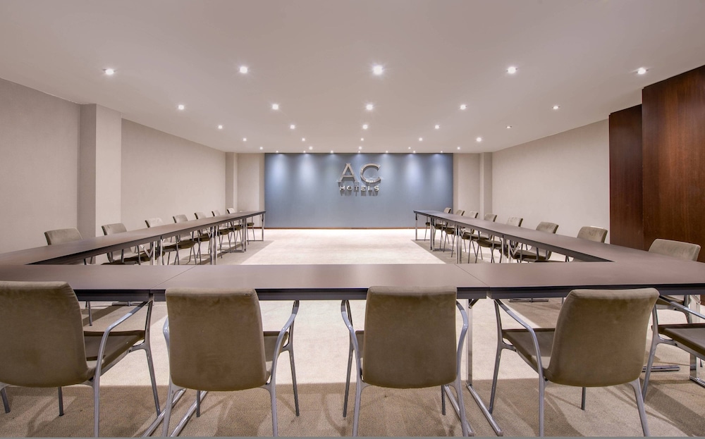 Ac Hotel Tarragona 38/43