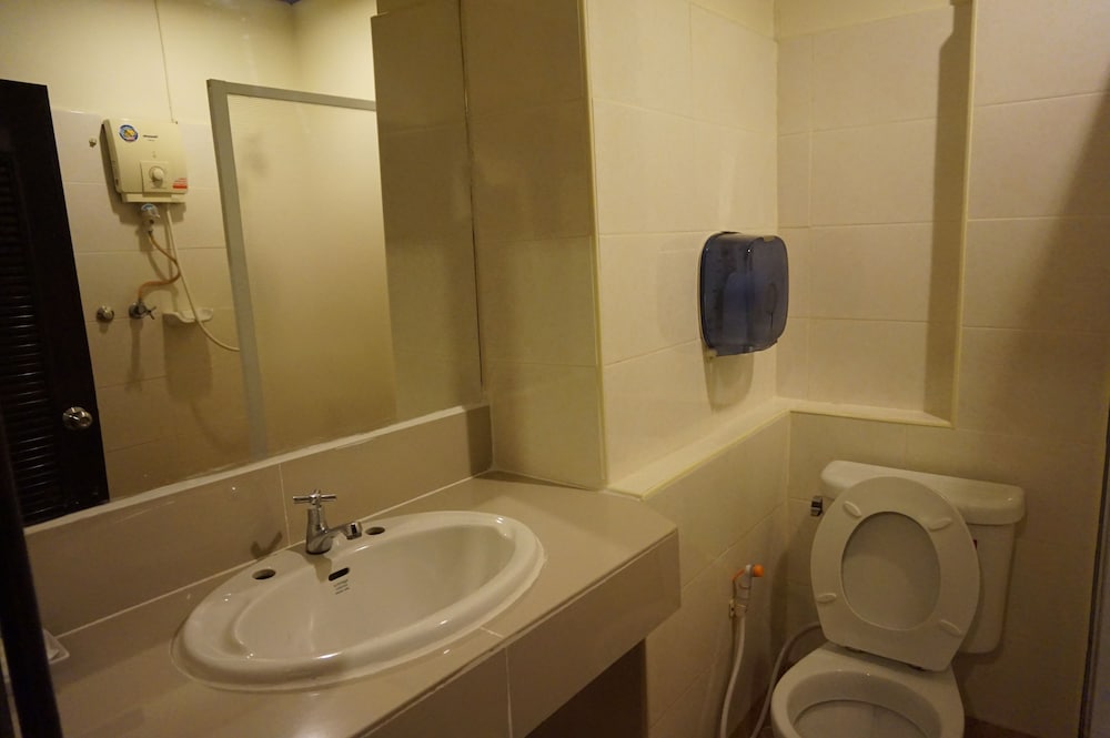Supak Hotel 10/37