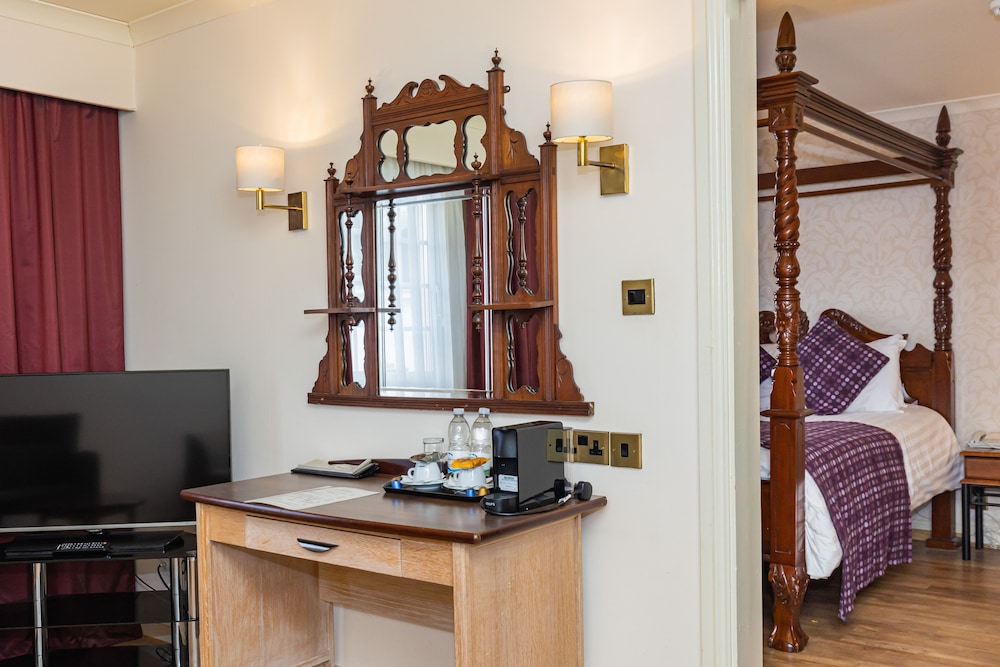 Mercure Tunbridge Wells 54/75
