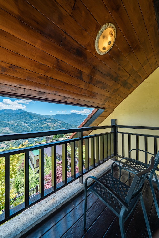 Egmont Resort 30/50