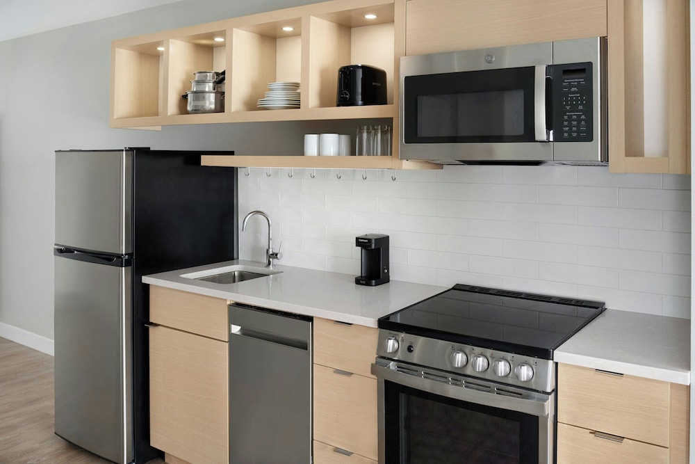 Towneplace Suites By Marriott Calhoun 40/50