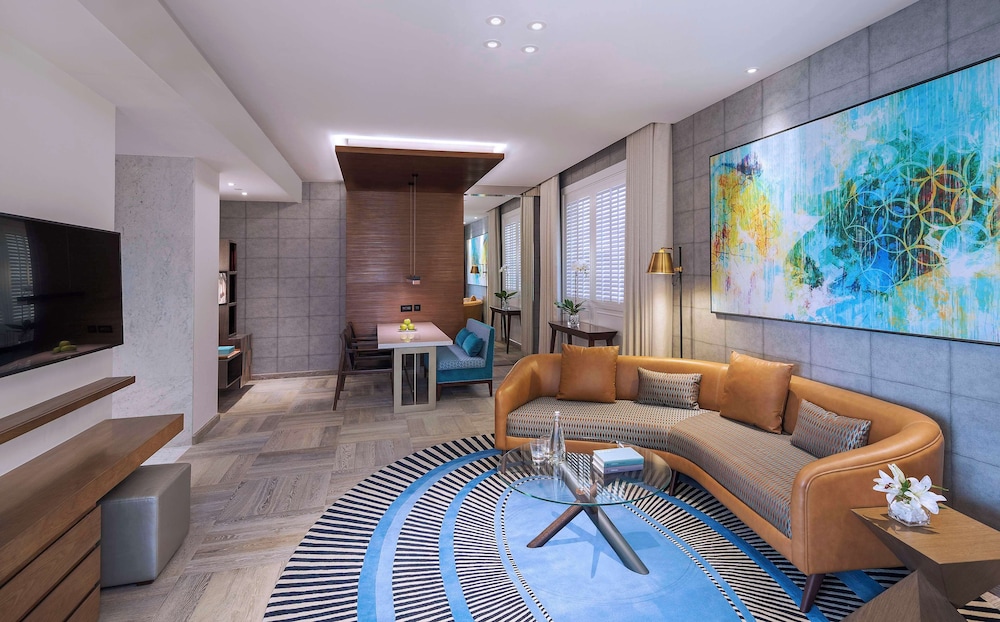 Andaz Dubai The Palm by Hyatt 35/50