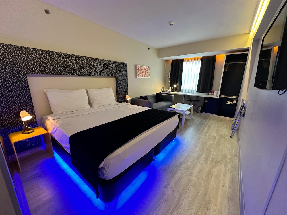 STANDARD, DOUBLE BED