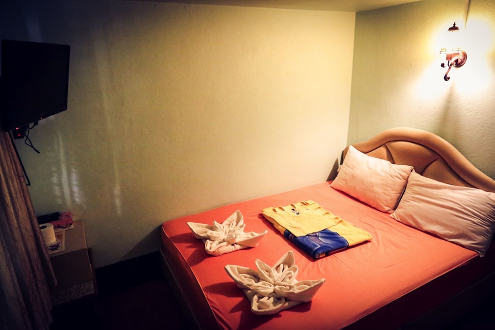 Poohbar Resort & Lotusdive 56/72