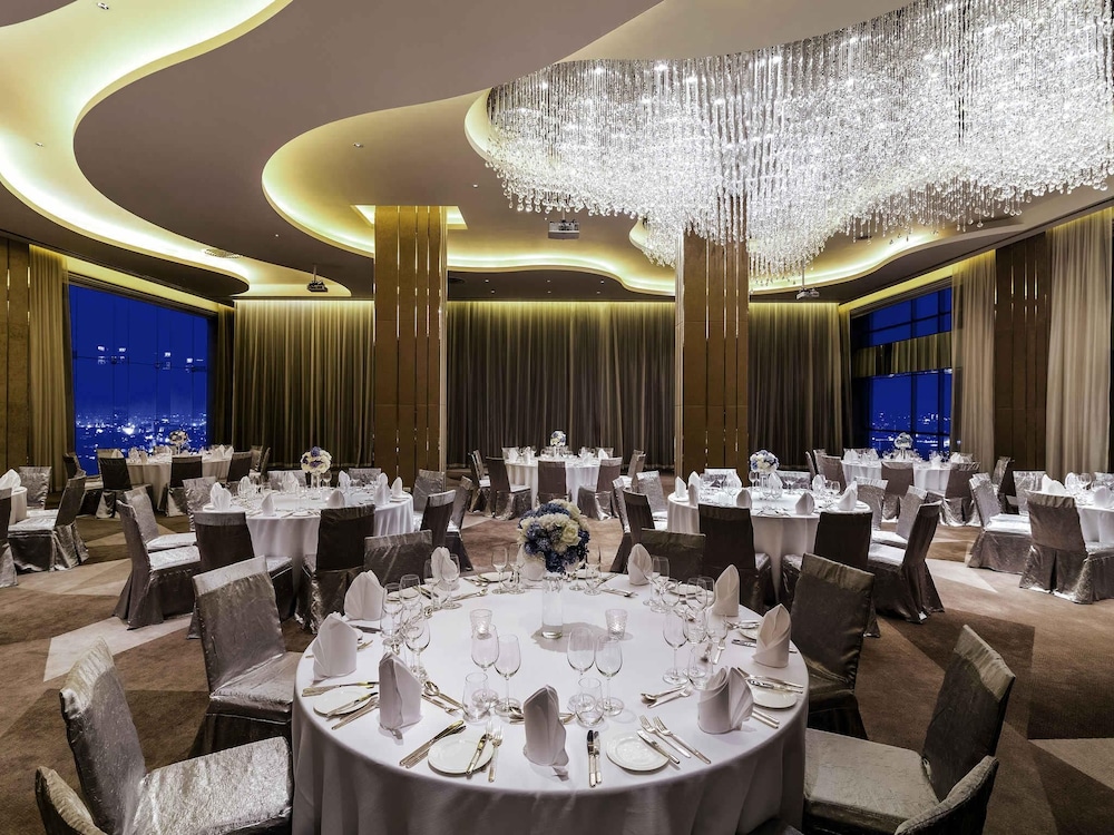 Pullman Bangkok Hotel G 66/75