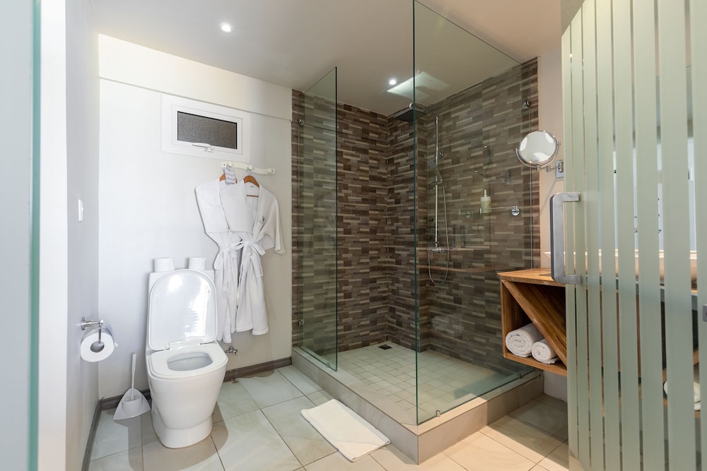 Le Peninsula Bay Beach Resort & Spa 48/50