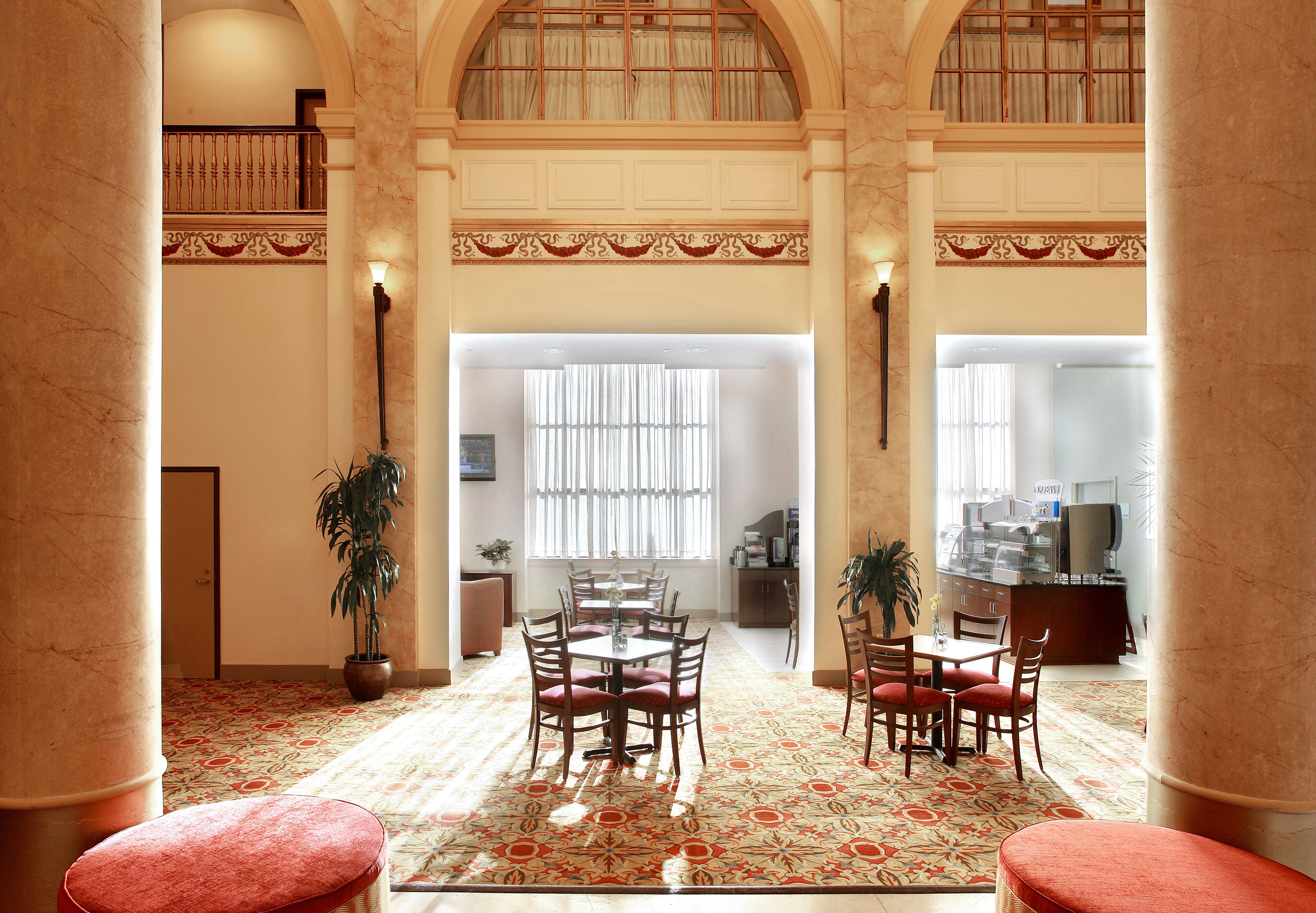 Baltimore Downtown Hotel 45/55
