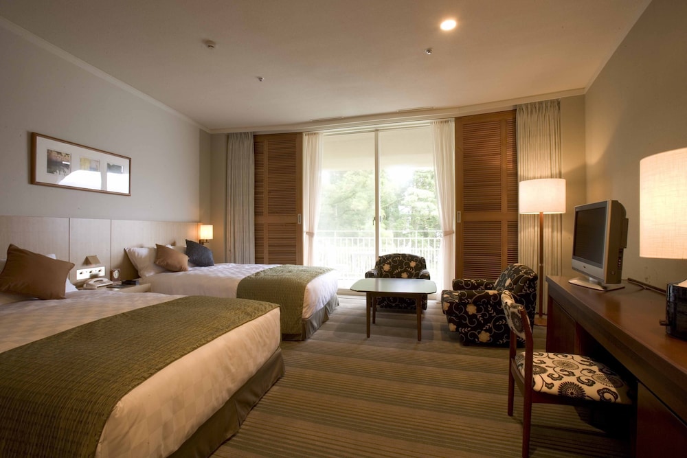 غرفة قياسية بسريرين مزدوجين بإطلالة على الحديقة، The Prince Hakone Lake Ashinoko 4/6