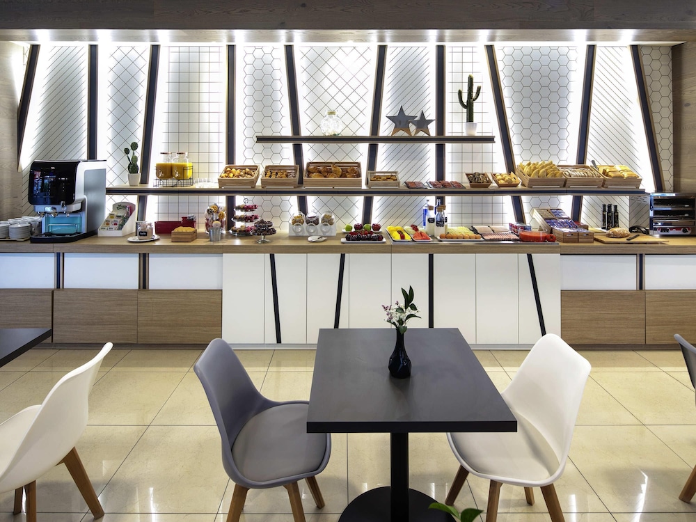 Ibis Styles A Coruna 40/67