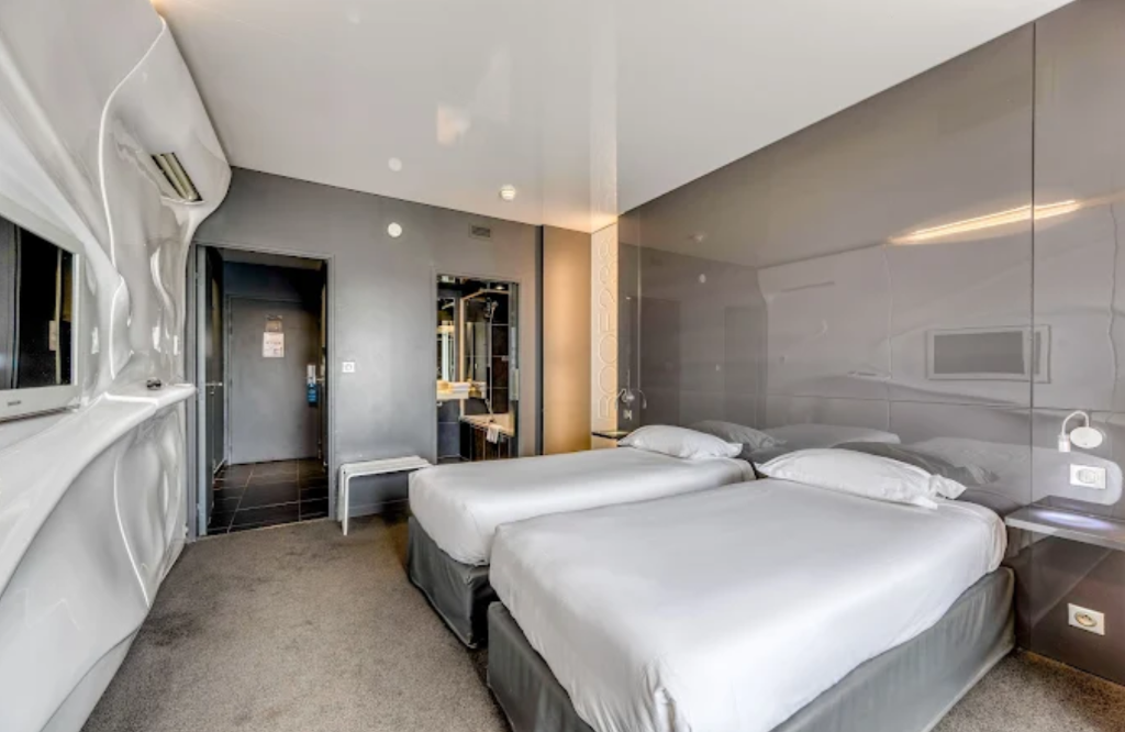 Upgrade, King Bed