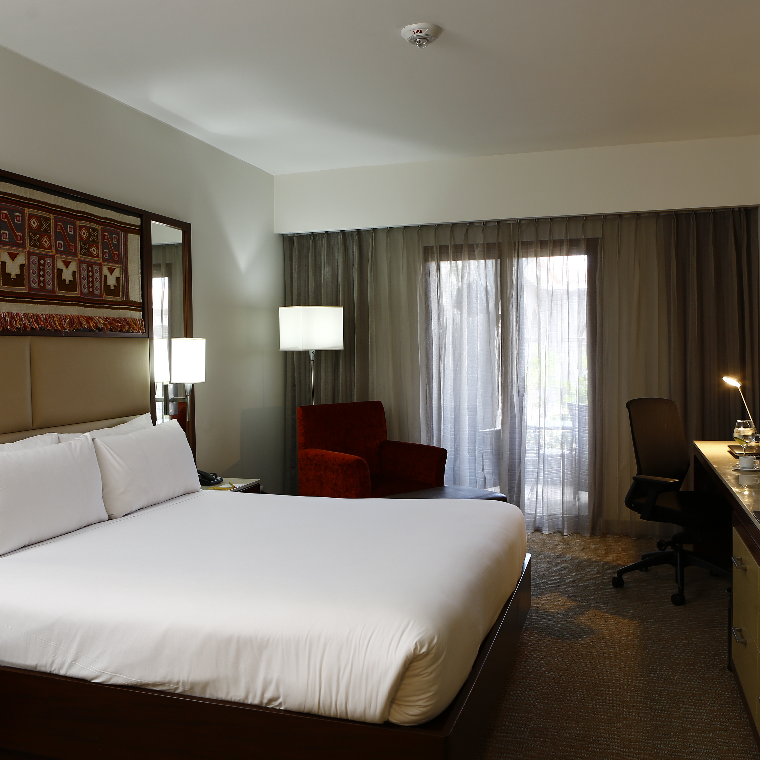 ROOM, KING BED, TERRACE