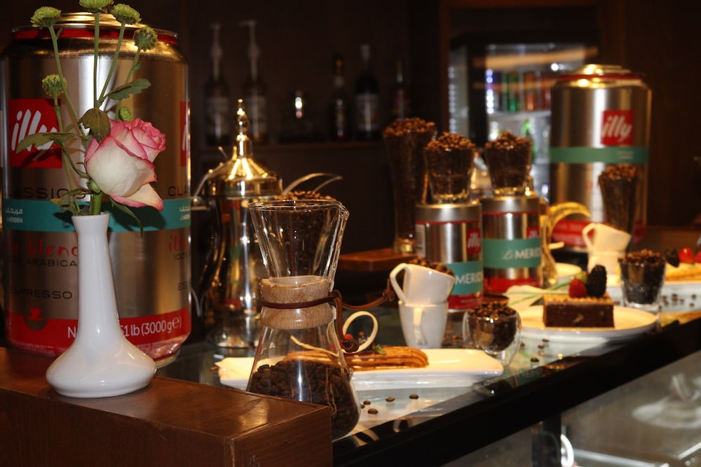 فندق المدينة مريديان(Le Meridien Medina) 40/60
