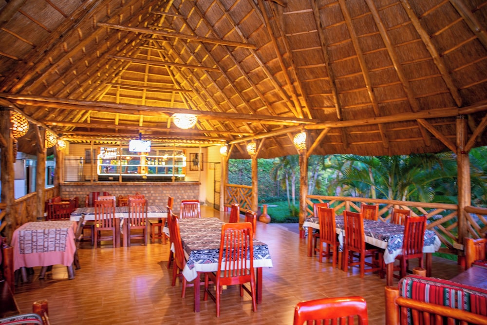 African Roots Guesthouse 25/47