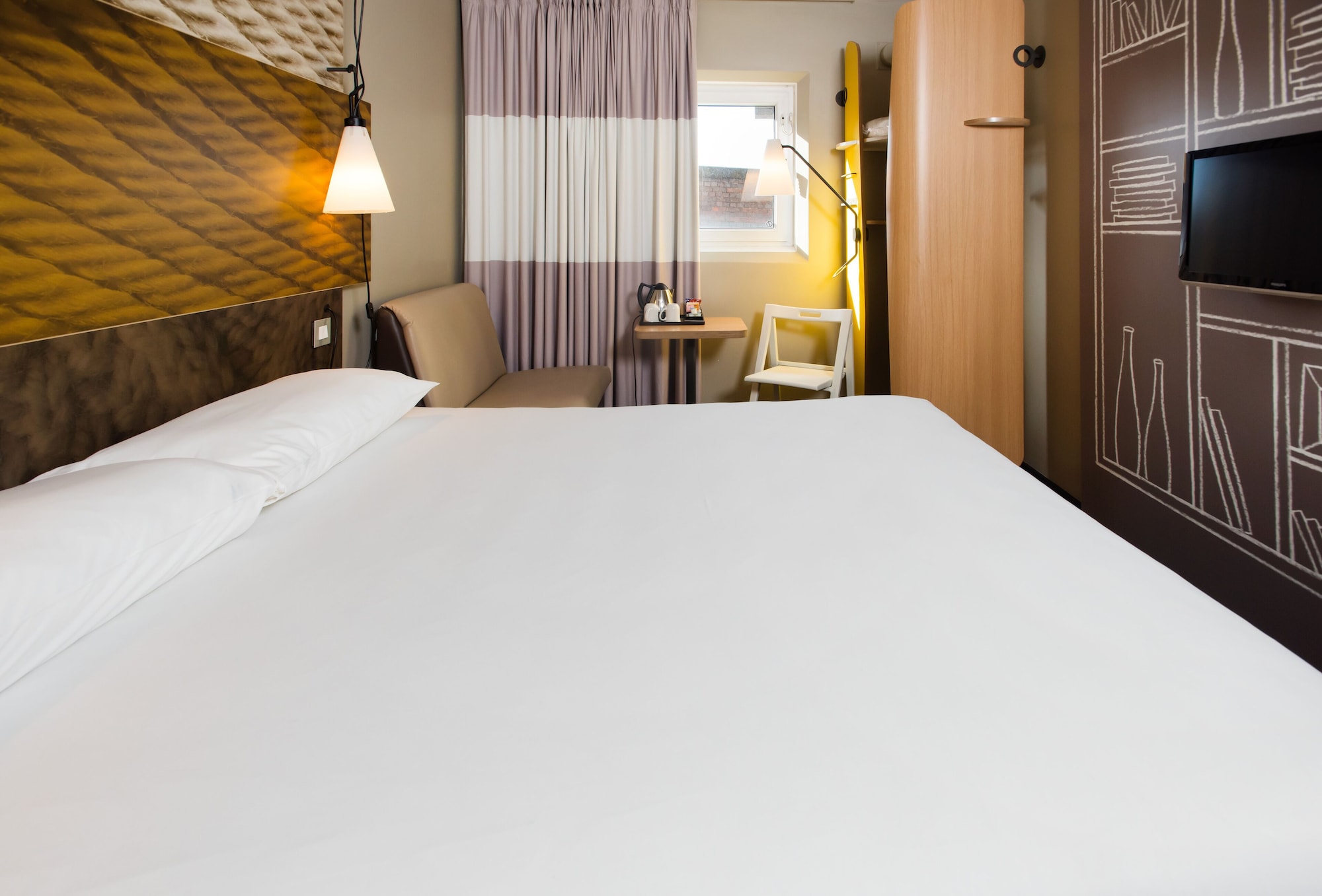 Family, 1 Double and 1 Single Bed
