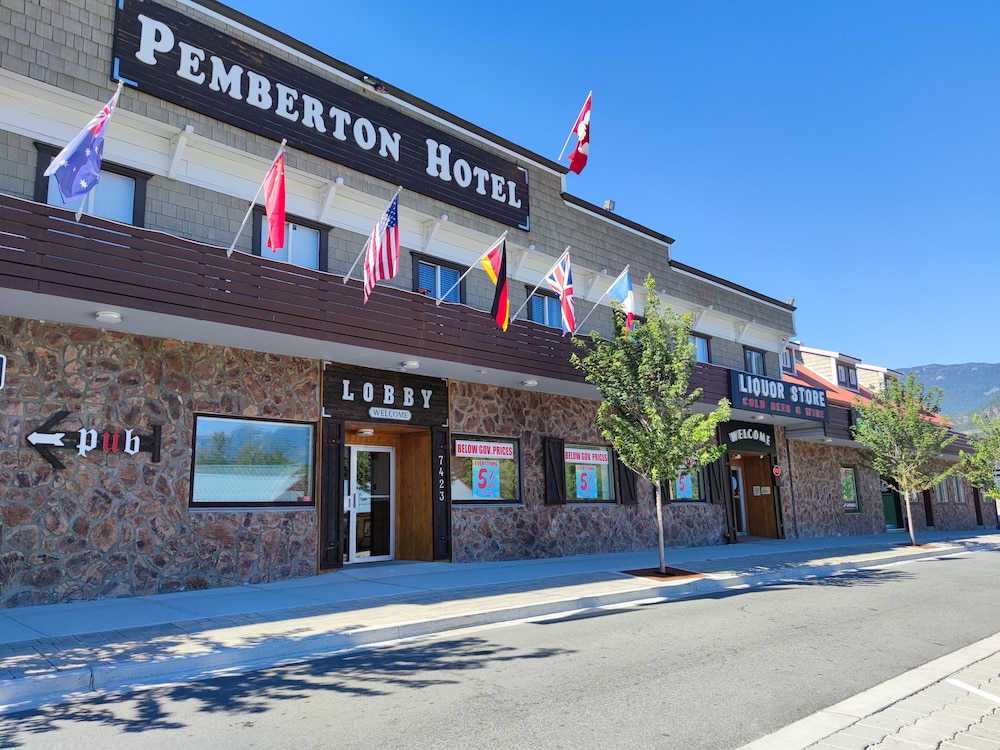 Pemberton Hotel (Motel) 4/49