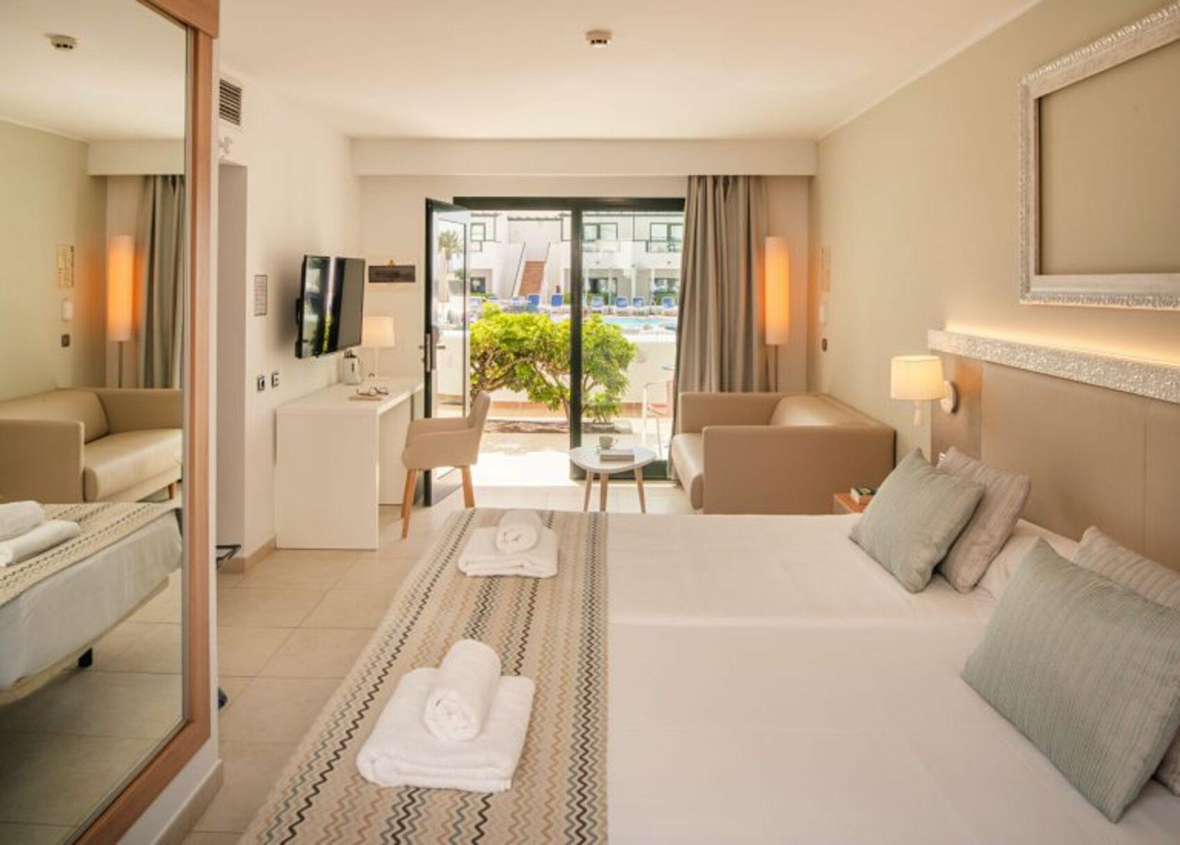 Standard, Pool View, Balcony or Terrace