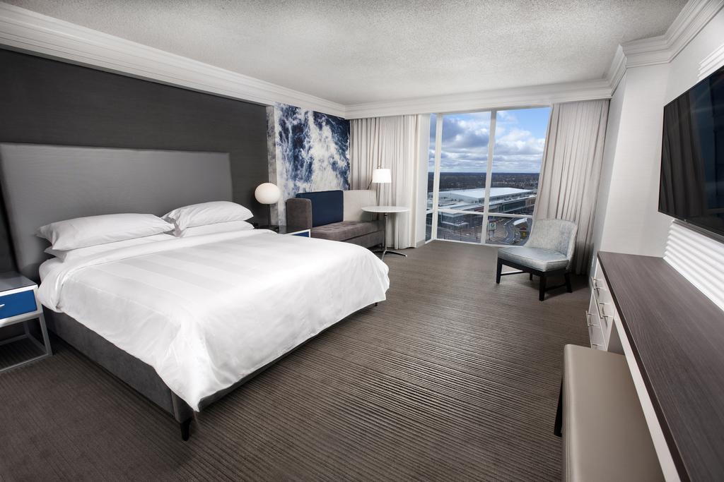 Room, 2 Queen Beds, Falls View